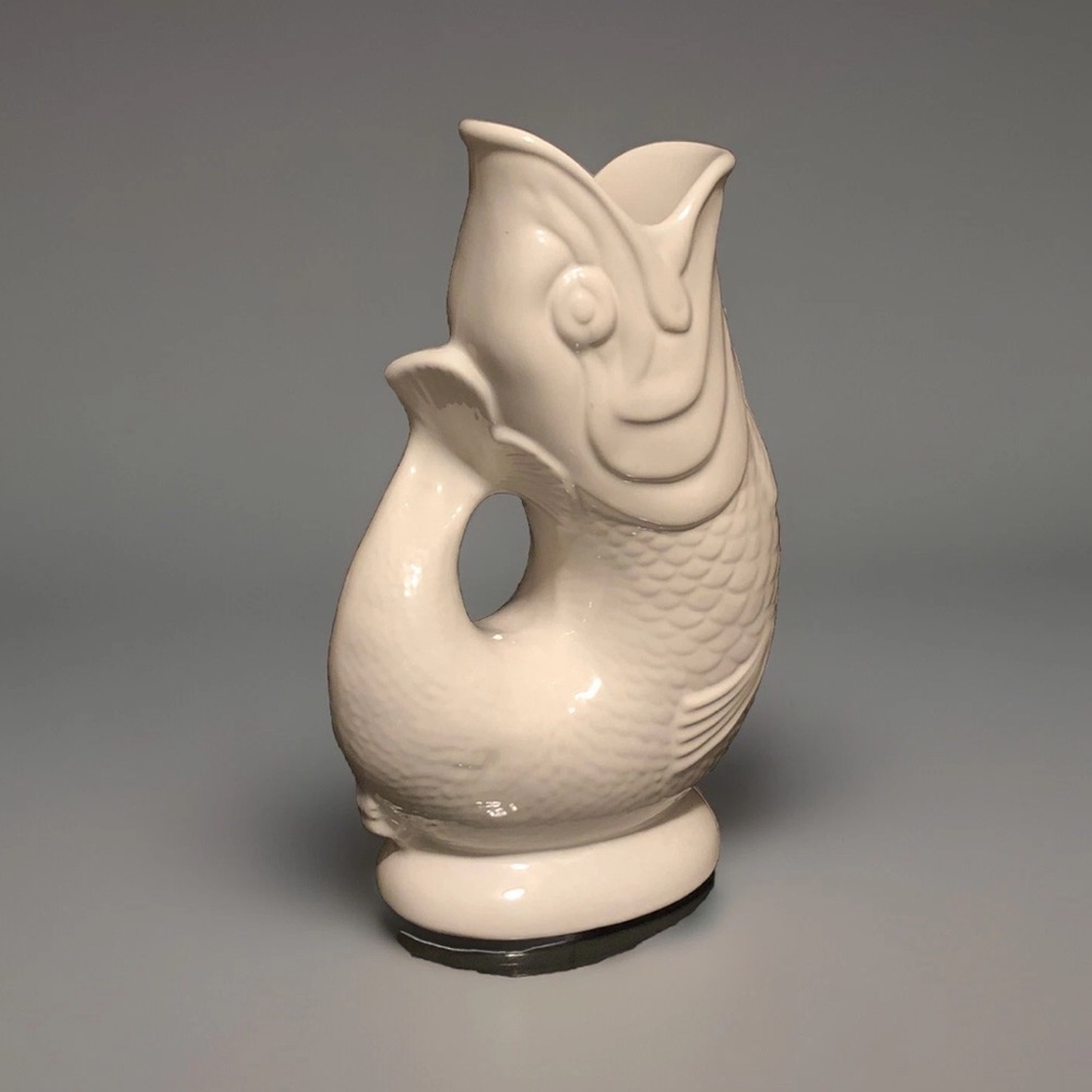 Gluggle Jug 10.5” Wade Stoke On Trent England White Fish Vase Gurgling Pitcher